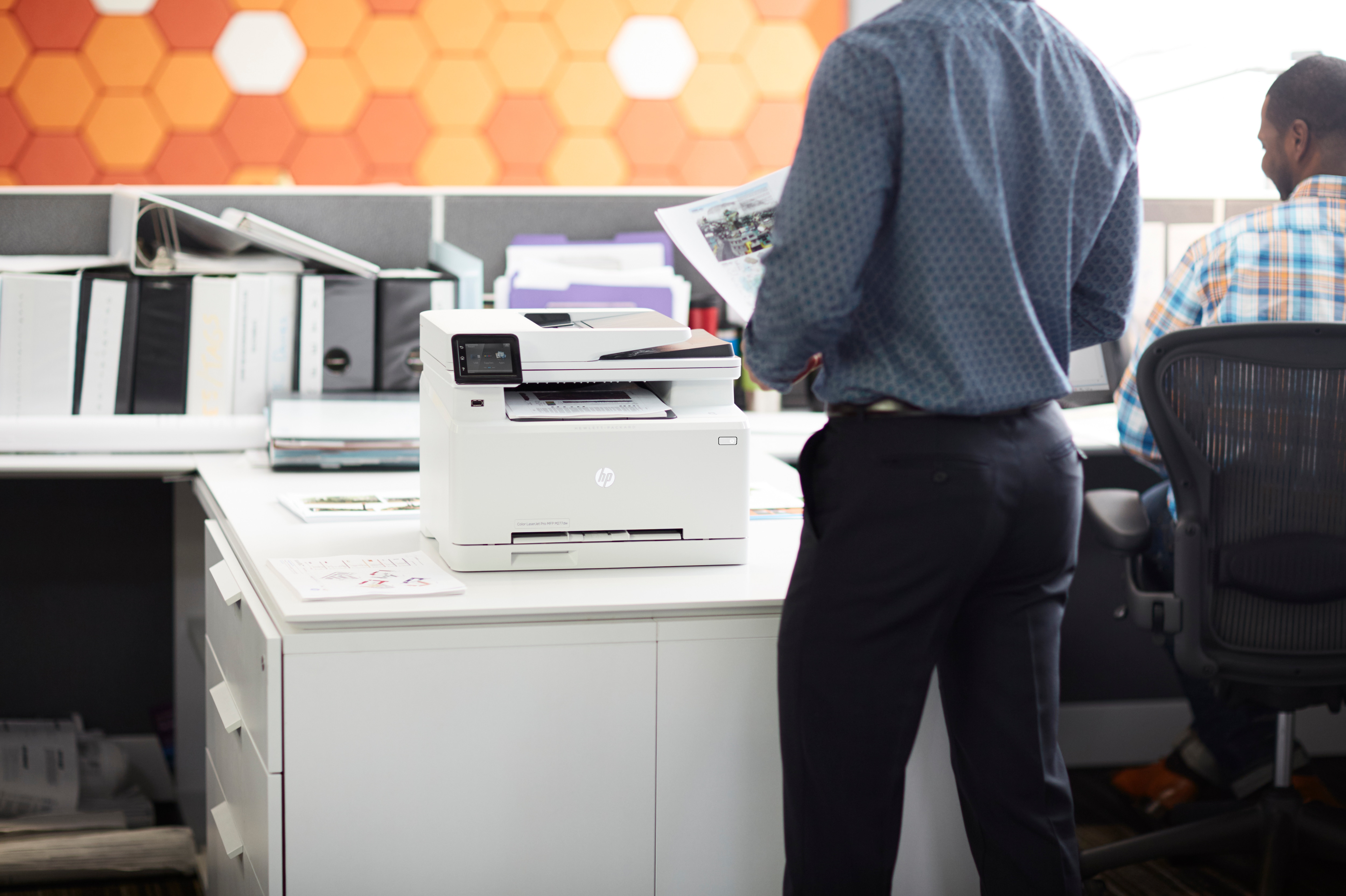 HP Color LaserJet Pro M277n Laser A4 600 x 600 DPI 18 Seiten pro Minute